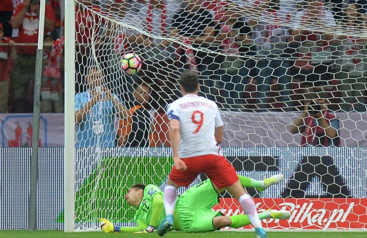 FOTO și VIDEO » Calificarea rămâne pe altă dată! Înfrângere clară în Polonia pentru tricolori » Lewandowski, la al cincilea gol în poarta României