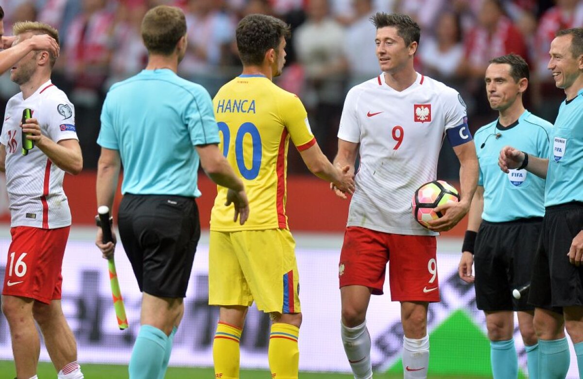 FOTO Ce nu s-a văzut la TV » "Tricolorii" au ieșit la antrenament chiar după meci, cu cine a făcut Hanca schimb de tricouri + Lewa a luat mingea acasă