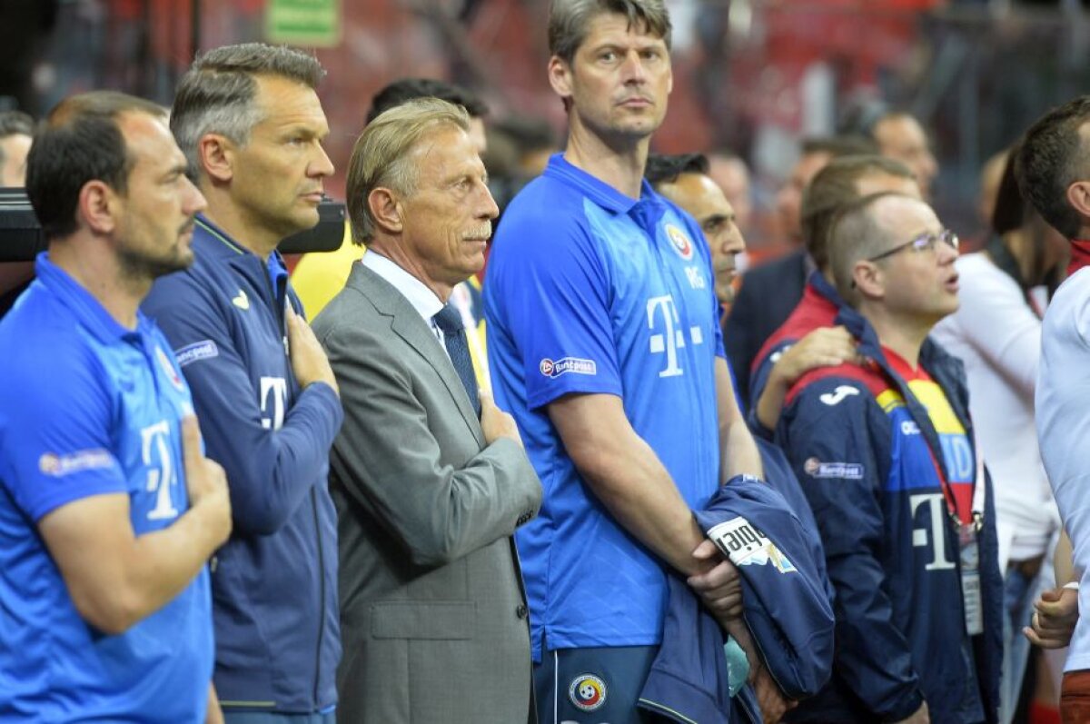 FOTO Detaliul ciudat remarcat de fotoreporterul GSP la Polonia - România » Daum nu a avut nicio reacție în timpul meciului