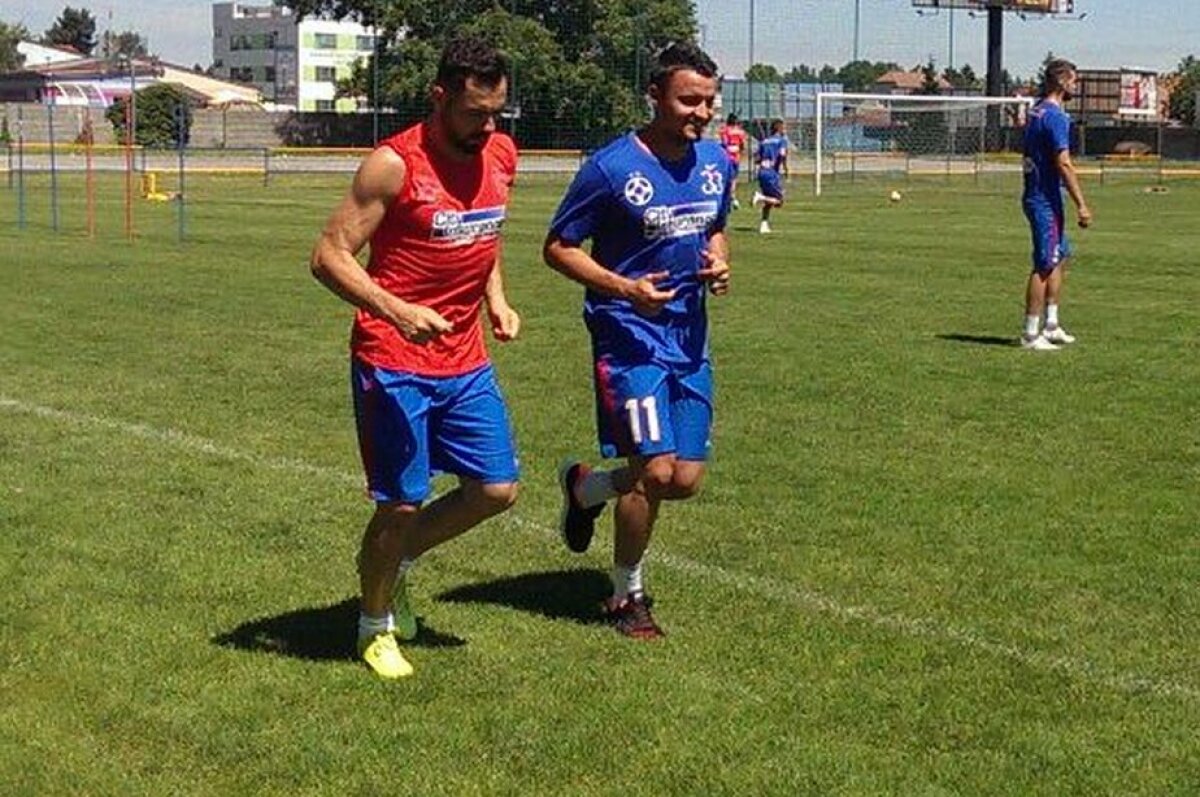VIDEO + FOTO Budescu a ajuns în cantonament » Primele imagini cu noul jucător al FCSB la antrenament