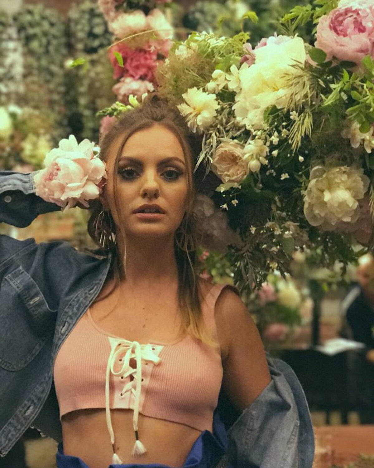 GALERIE FOTO Alexandra Stan, fotografii din ce în ce mai îndrăzneţe pe Facebook