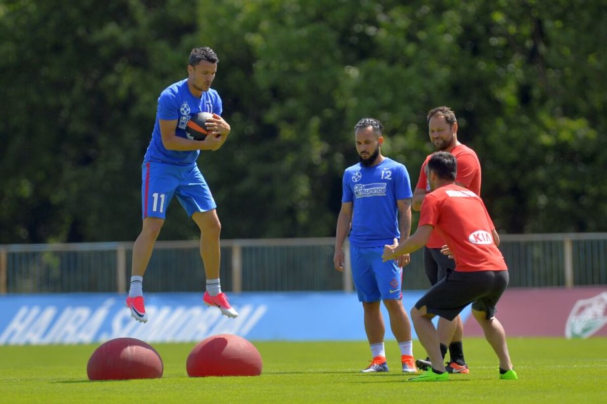 CORESPONDENȚĂ GSP DIN SLOVACIA // VIDEO + FOTO Antrenament extenuant comandat de Dică » Doi fotbaliști luați în vizor de antrenor pentru că nu efectuau corect exercițiile