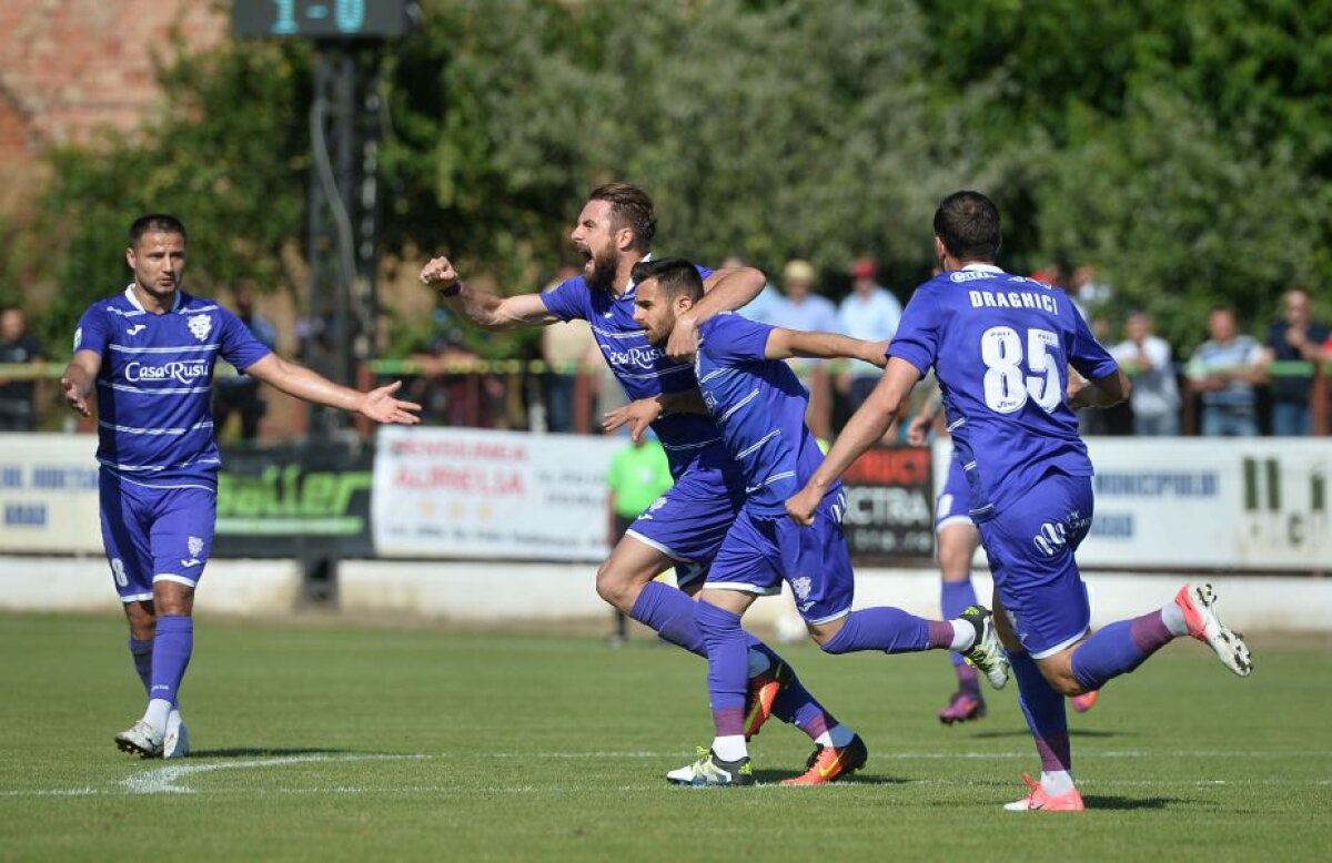 FOTO+VIDEO ACS Poli, victorie în dublă manşă contra rivalei UTA Arad » Timişorenii au întors rezultatul şi rămân în prima ligă!