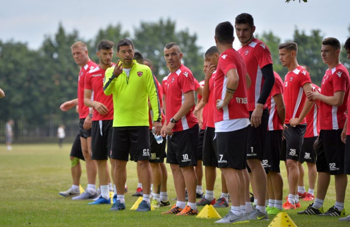 FOTO + VIDEO Corespondență din Slovenia » Imagini exclusive din cantonamentul "câinilor"! Exerciții de echilibru în tabăra lui Dinamo 