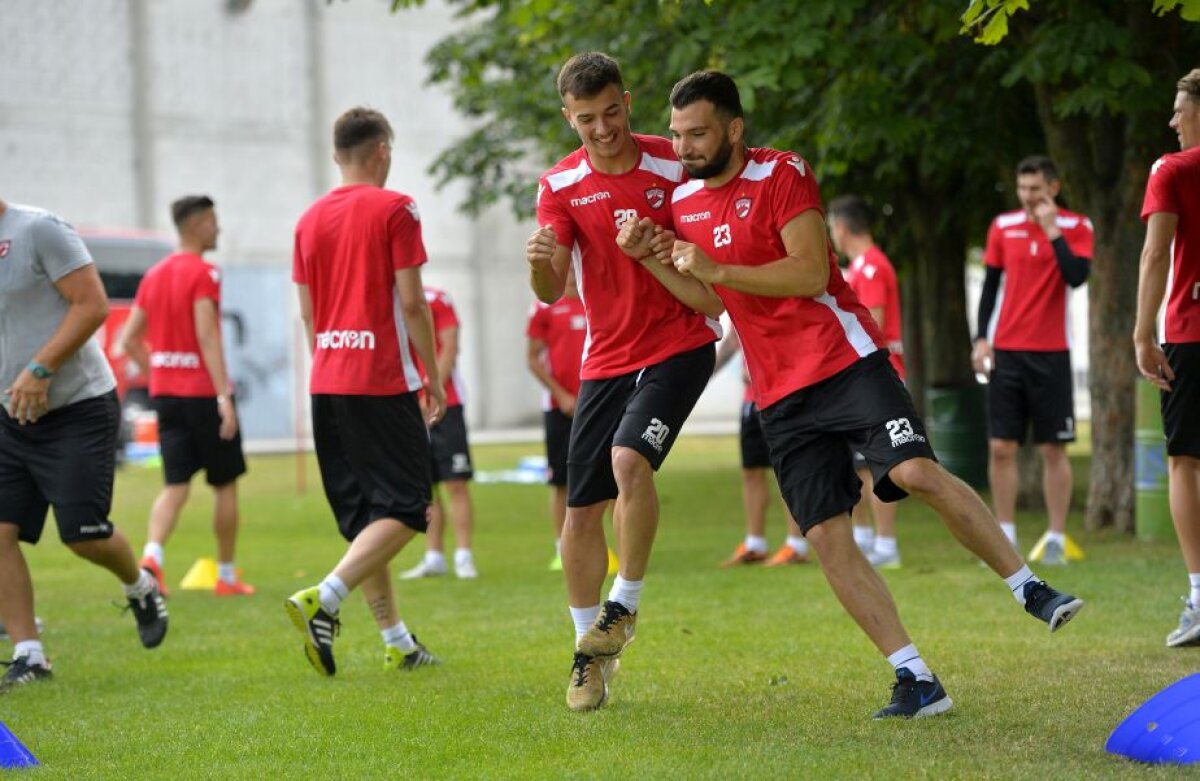 FOTO + VIDEO Corespondență din Slovenia » Imagini exclusive din cantonamentul "câinilor"! Exerciții de echilibru în tabăra lui Dinamo 