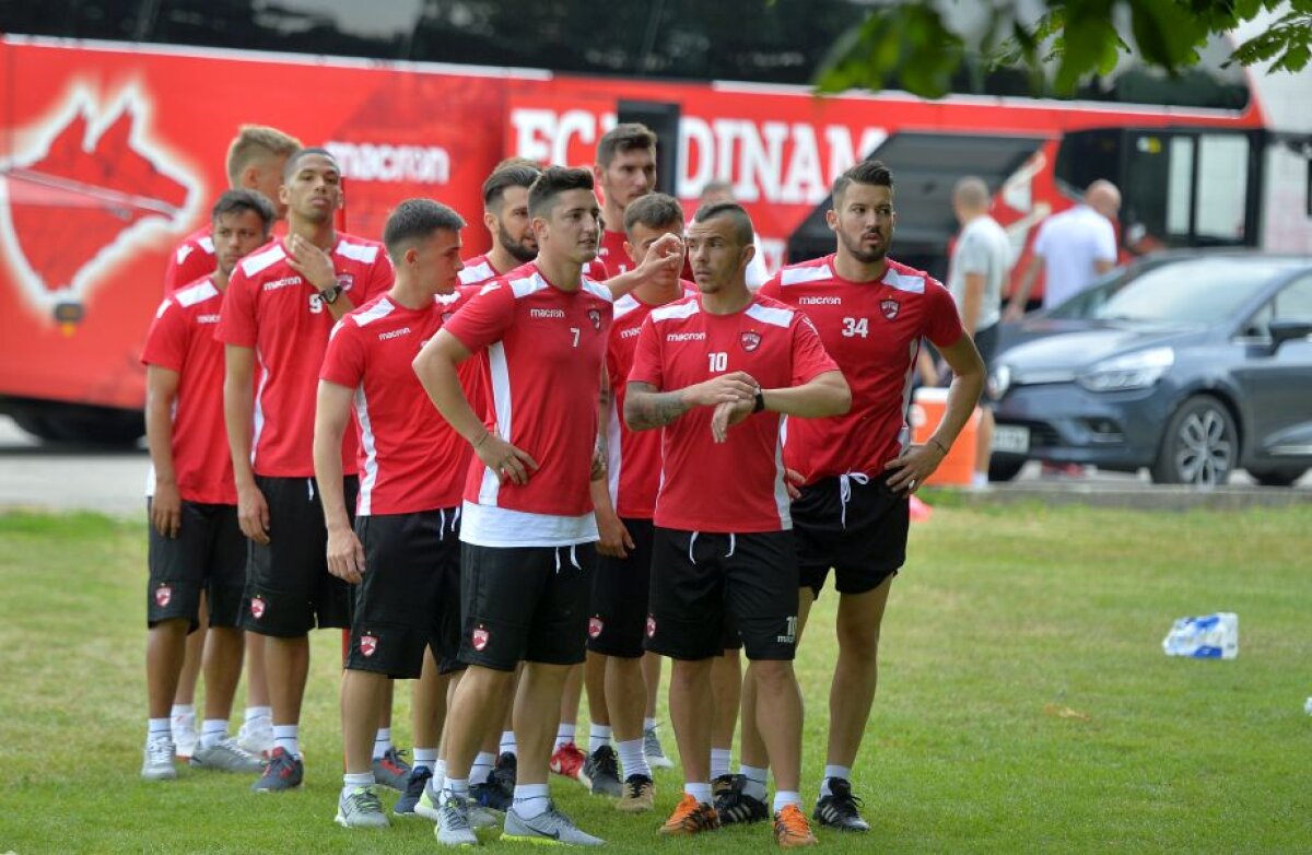 FOTO + VIDEO Corespondență din Slovenia » Imagini exclusive din cantonamentul "câinilor"! Exerciții de echilibru în tabăra lui Dinamo 