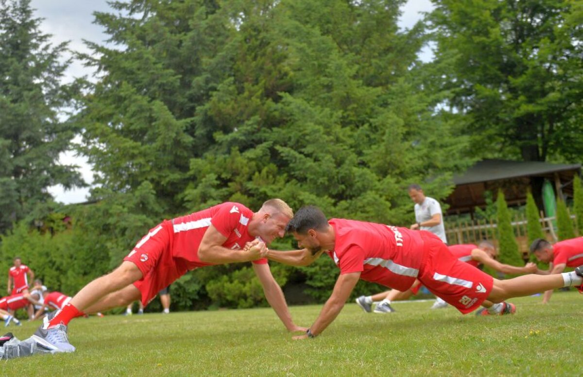 FOTO + VIDEO Corespondență din Slovenia » Circuit de forță la antrenamentul lui Dinamo » Jucătorii s-au motivat exemplar: "Îmi vine să rup coarda asta!" :)