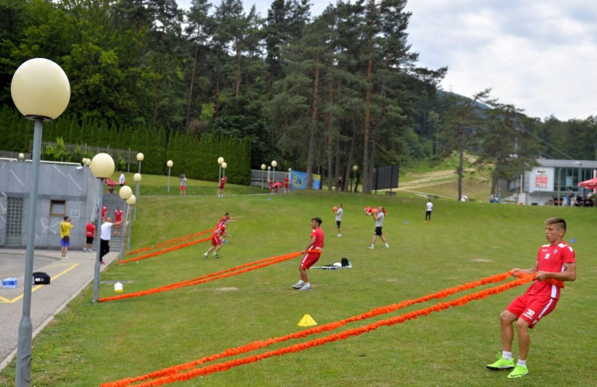 FOTO + VIDEO Corespondență din Slovenia » Circuit de forță la antrenamentul lui Dinamo » Jucătorii s-au motivat exemplar: "Îmi vine să rup coarda asta!" :)