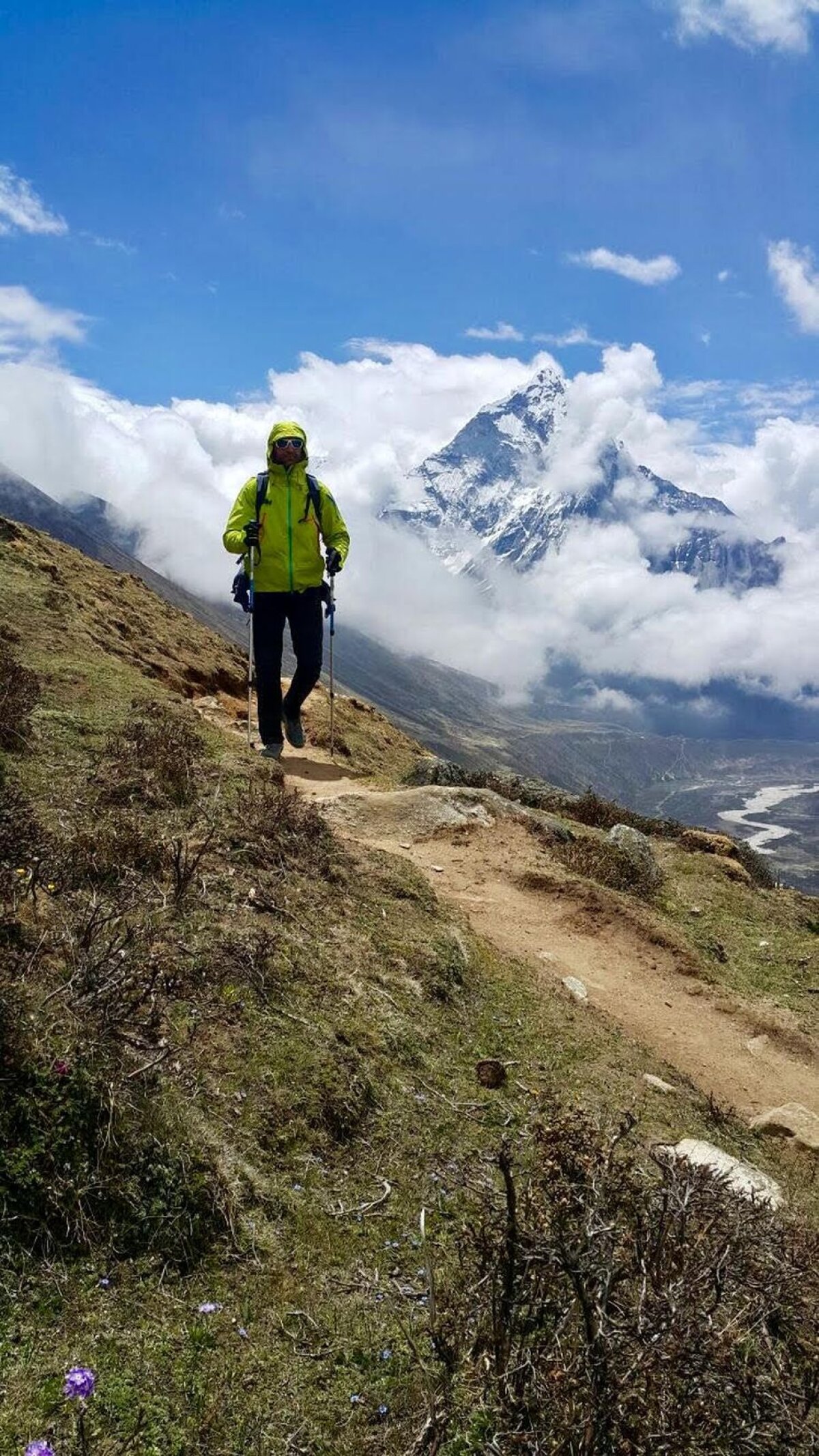 GALERIE FOTO » Două săptămâni în Nepal » Cum s-a pregătit prima echipă românească înscrisă în proiectul “Seven Summits” pentru asaltul celor mai înalţi munţi din lume pe culmile din Himalaya