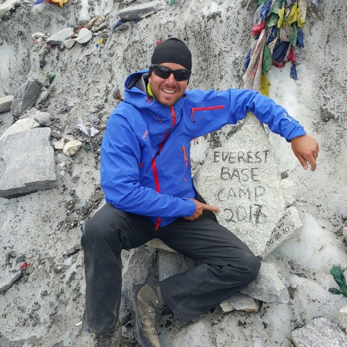 GALERIE FOTO » Două săptămâni în Nepal » Cum s-a pregătit prima echipă românească înscrisă în proiectul “Seven Summits” pentru asaltul celor mai înalţi munţi din lume pe culmile din Himalaya