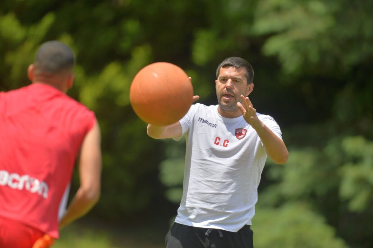 VIDEO+FOTO Corespondență din Slovenia » Primele probleme cu aparatura de ultimă generație a dinamoviștilor! + Cum s-a prezentat Contra la antrenament