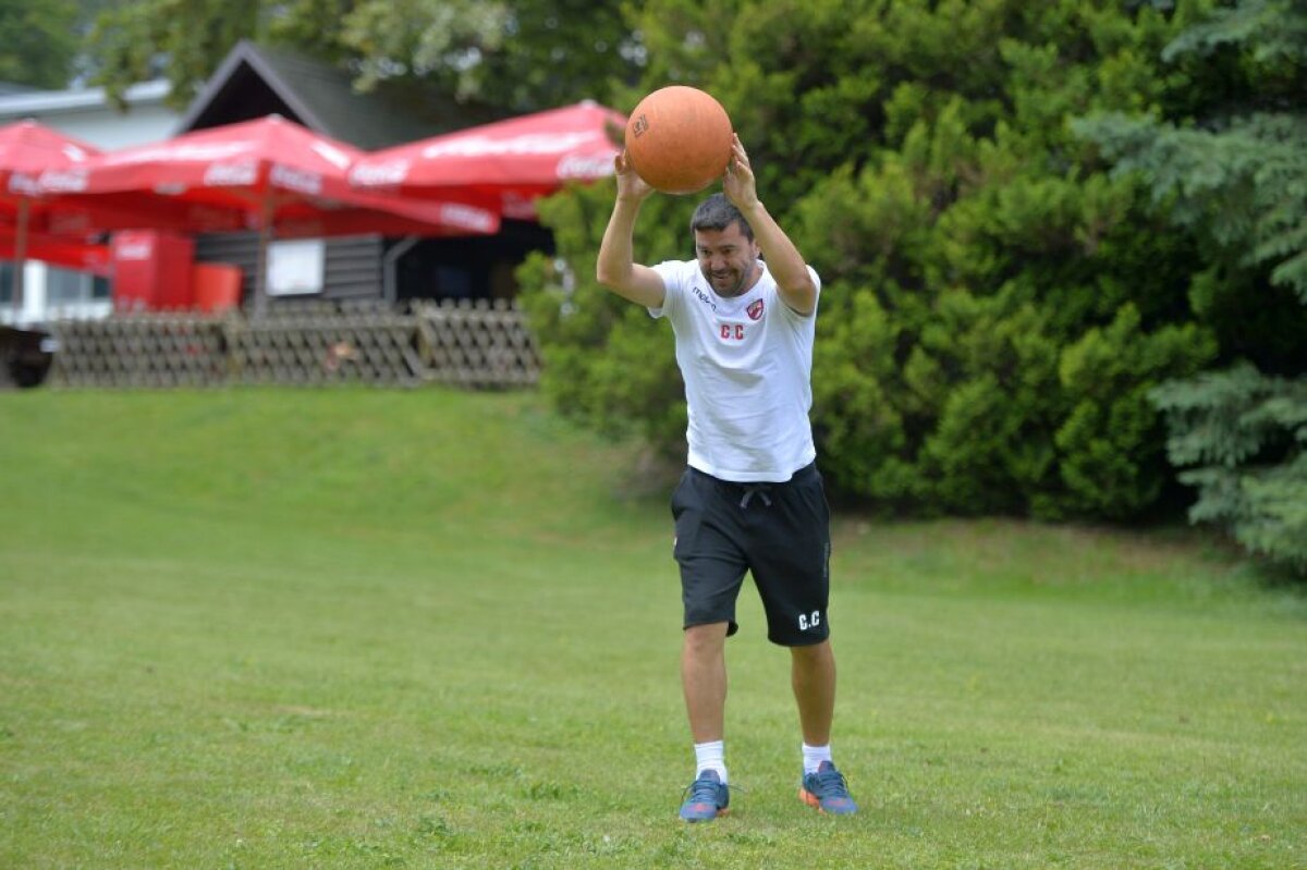 VIDEO+FOTO Corespondență din Slovenia » Primele probleme cu aparatura de ultimă generație a dinamoviștilor! + Cum s-a prezentat Contra la antrenament