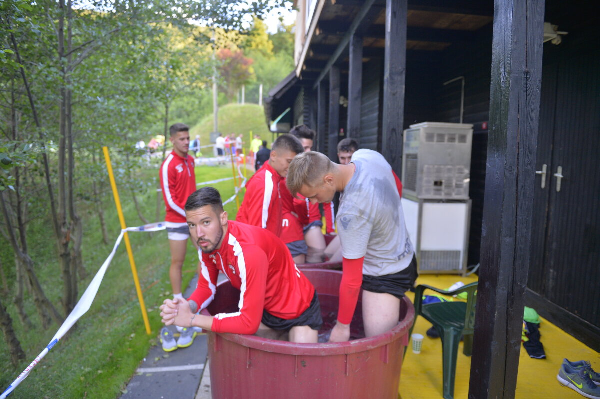 EXCLUSIV VIDEO Coresponență din Slovenia » Câini la gheață! Contra s-a implicat personal în recuperare, iar Dan Nistor "a comis-o" iarăși! :D