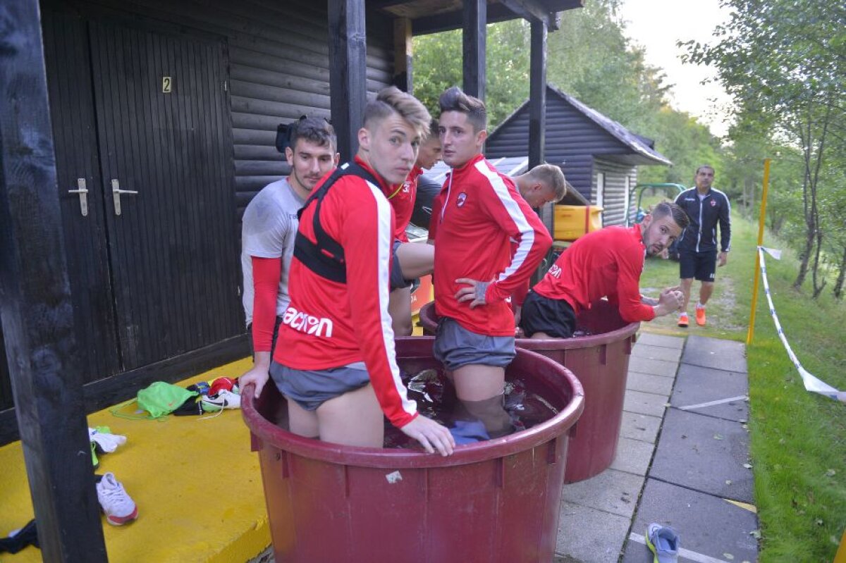 GALERIE FOTO Dinamoviștii, din nou inventivi! Cum se refăceau în urmă cu 3 ani și cum o fac acum 