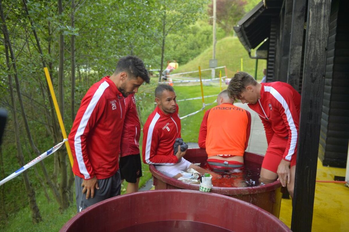 GALERIE FOTO Dinamoviștii, din nou inventivi! Cum se refăceau în urmă cu 3 ani și cum o fac acum 