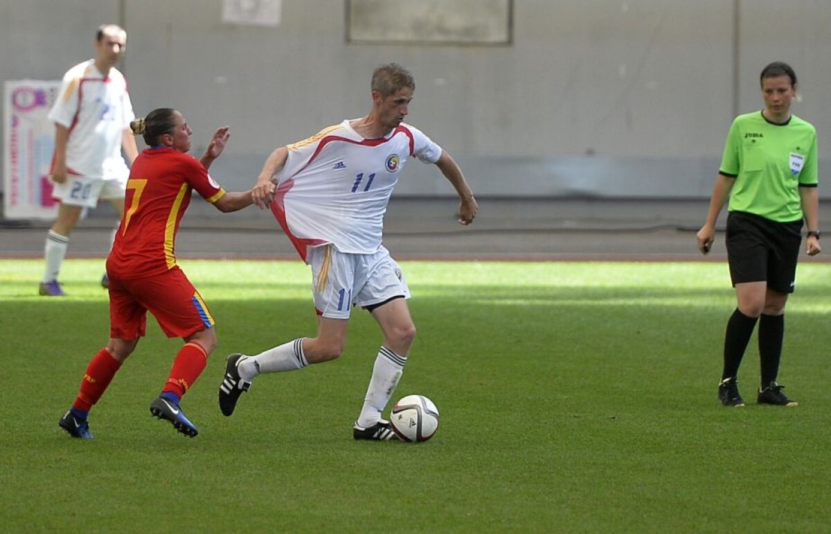 FOTO Naționala feminină de fotbal a jucat un meci cu selecționata Ministerului Afacerilor Externe