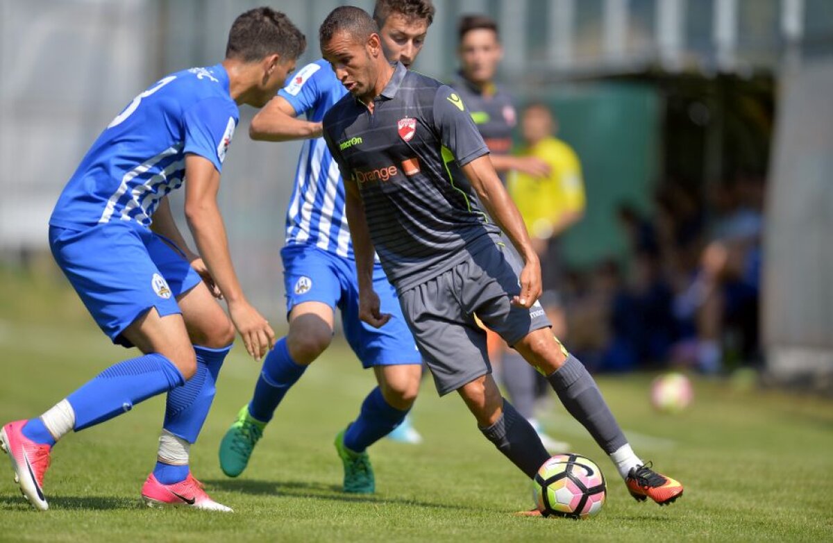 FOTO Dinamo a pierdut și doilea amical al verii » Lokomotiva Zagreb s-a impus la limită, 1-0