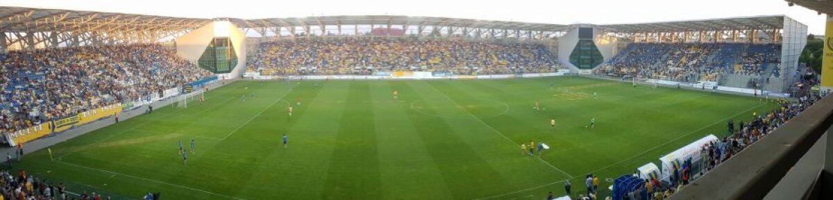 VIDEO+FOTO Imagini ULUITOARE din Liga a 4-a: peste 13.000 de oameni și coregrafii 3D spectaculoase la meciul care a adus promovarea Petrolului în Liga a 3-a 