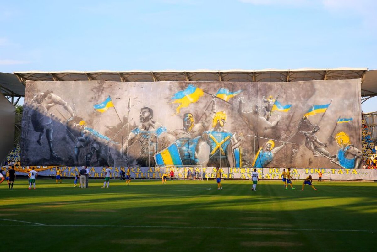 VIDEO+FOTO Imagini ULUITOARE din Liga a 4-a: peste 13.000 de oameni și coregrafii 3D spectaculoase la meciul care a adus promovarea Petrolului în Liga a 3-a 