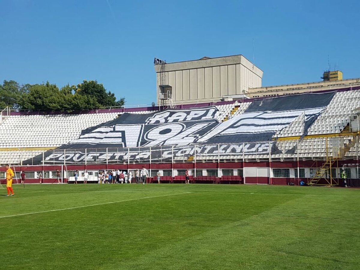 VIDEO+FOTO » Adio, bătrâne! Ultimele meciuri pe Giulești, înainte de demolare: Rapid a câștigat patrulaterul de gală, în fața a 3.000 de suporteri