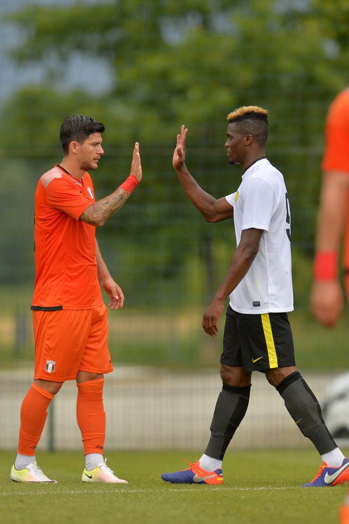 Corespondență din Slovenia » UPDATE / FOTO Astra a pierdut amicalul cu Anji, meci întrerupt 10 minute din cauza unei furtuni