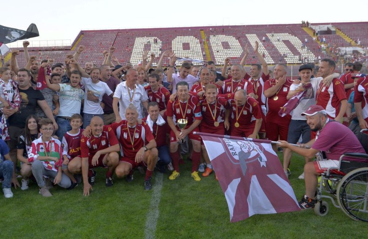 VIDEO+FOTO » Adio, bătrâne! Ultimele meciuri pe Giulești, înainte de demolare: Rapid a câștigat patrulaterul de gală, în fața a 3.000 de suporteri