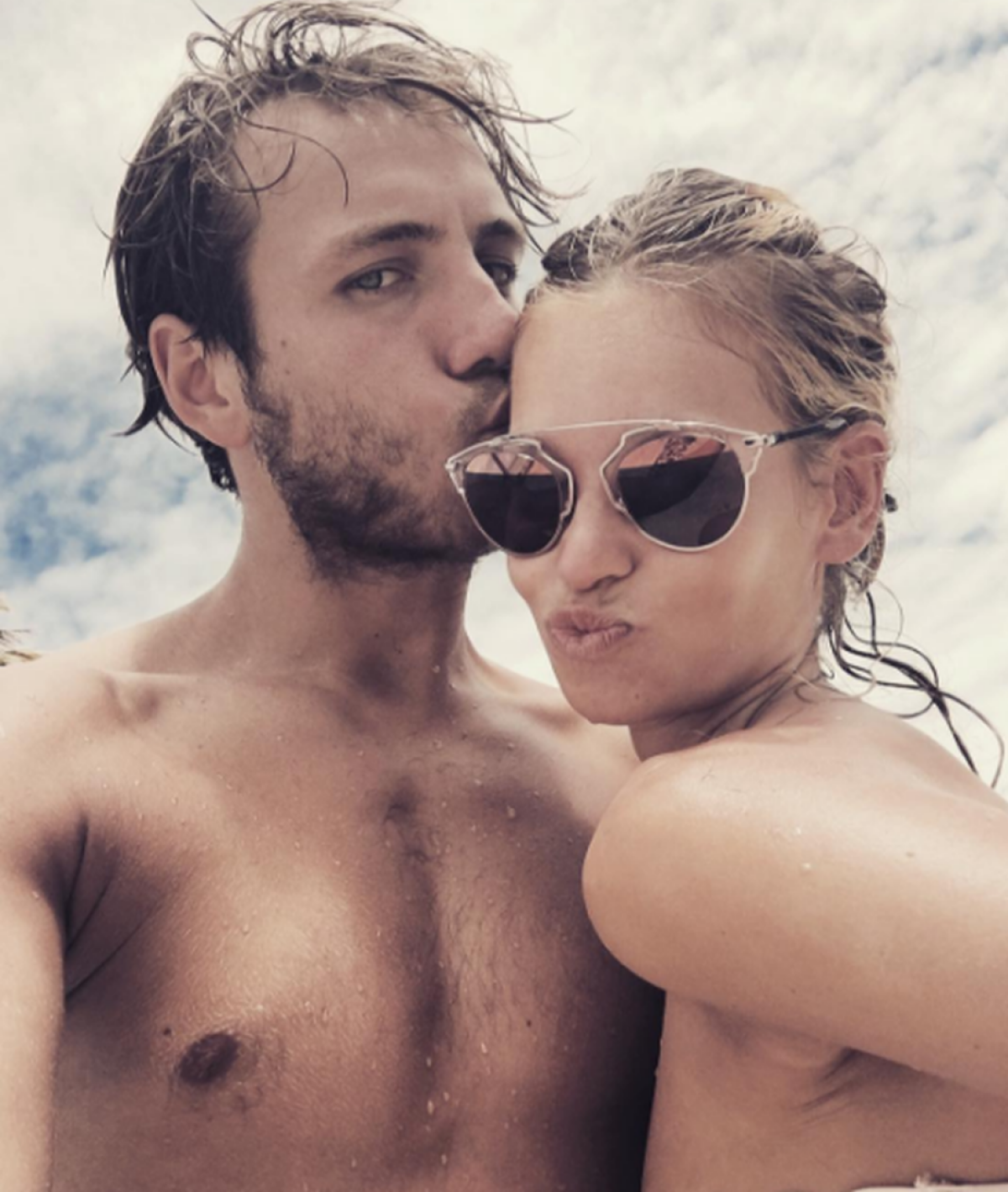 GALERIE FOTO De la Cannes la Londra » Un jucător din TOP 15 ATP, poze fierbinți cu iubita din vacanță 