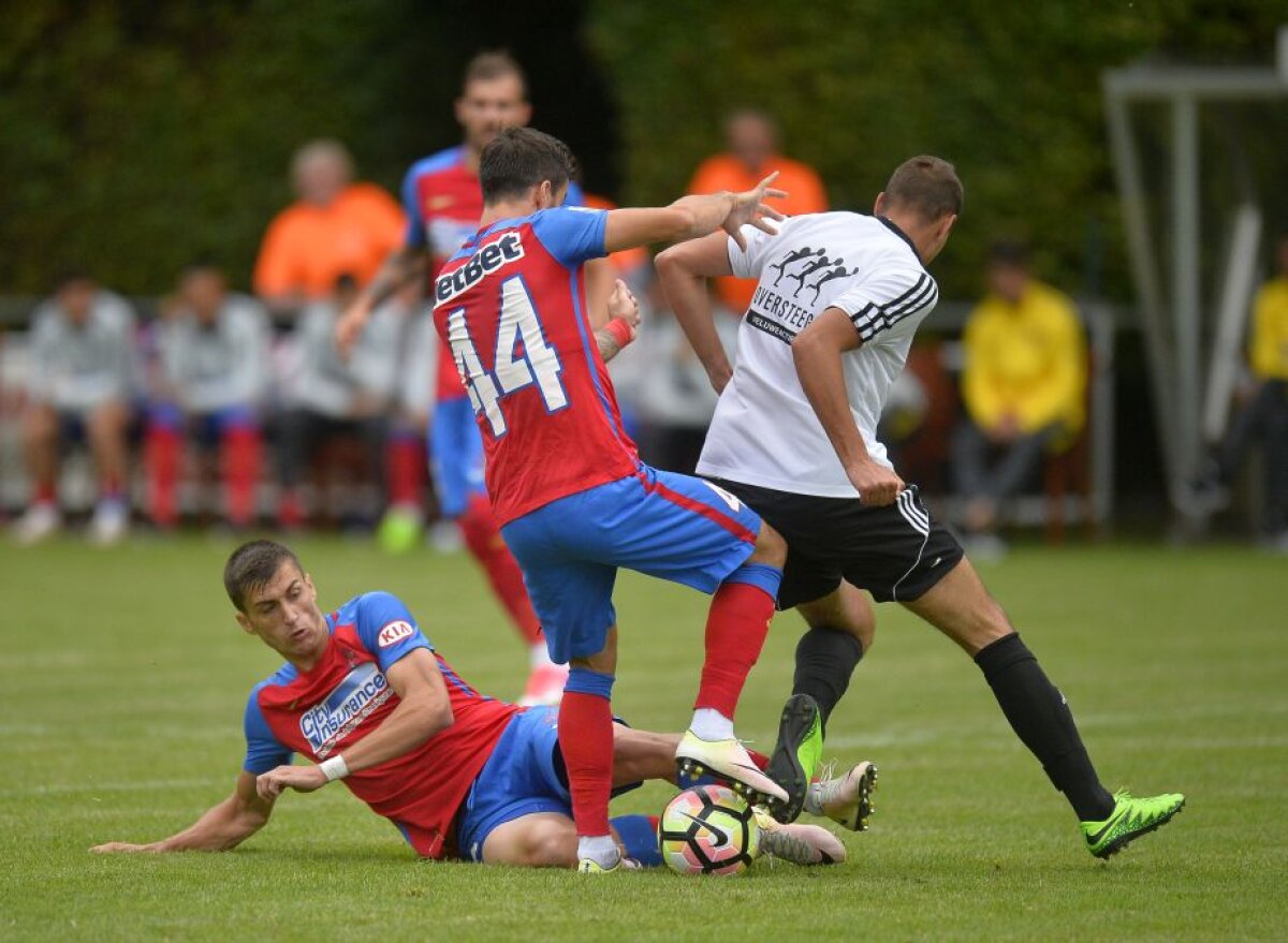 VIDEO + FOTO I-au "încărcat" » Succes categoric pentru roș-albaștri în primul test al verii: 7-0, "dublă" la debut pentru Budescu