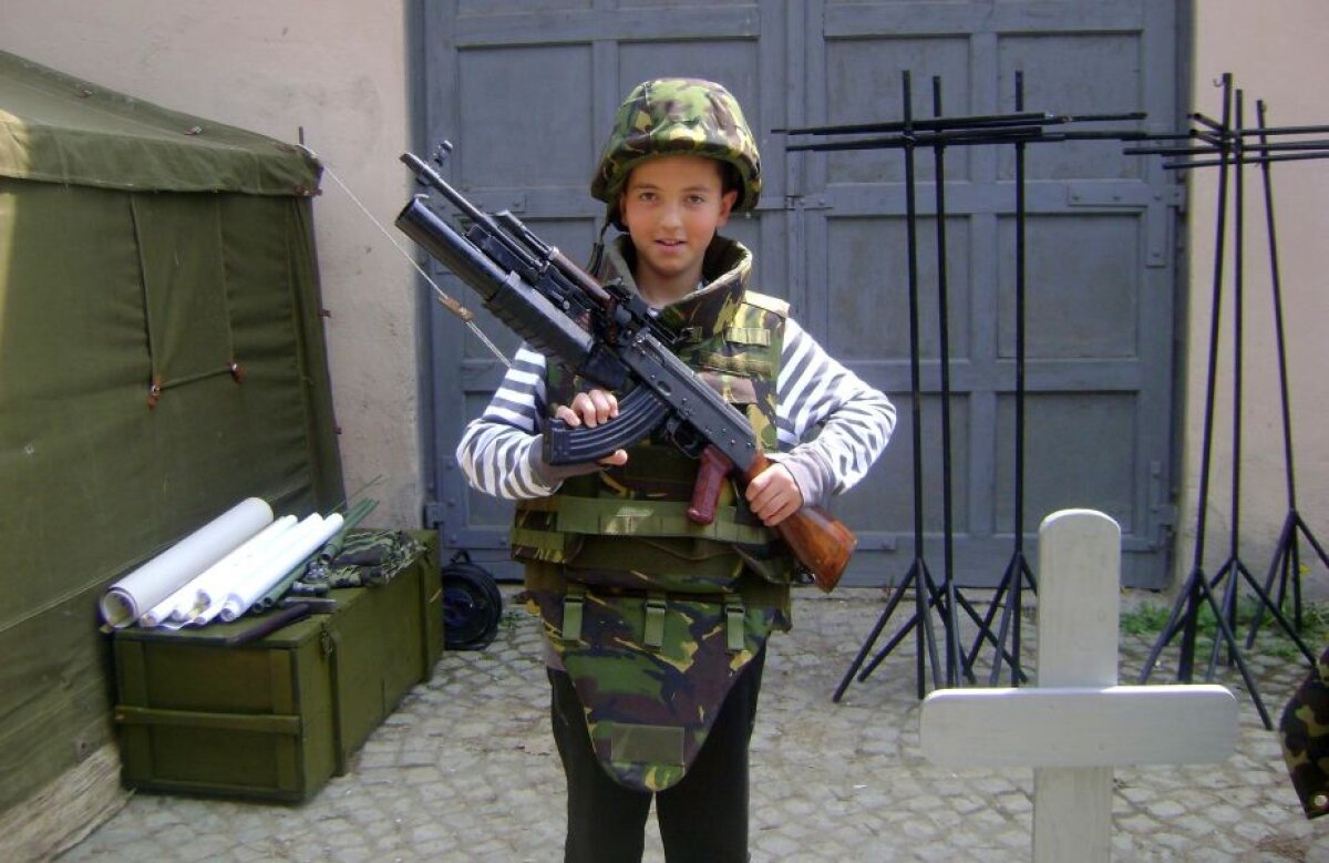 EXCLUSIV Cine e Andrei Vlad, portarul rebel care le-a învrăjbit pe CS U și FCSB, alegând o suspendare enormă decât să mai stea la Craiova + Reacția lui Becali: "Nu risc nici pentru Iașin!"