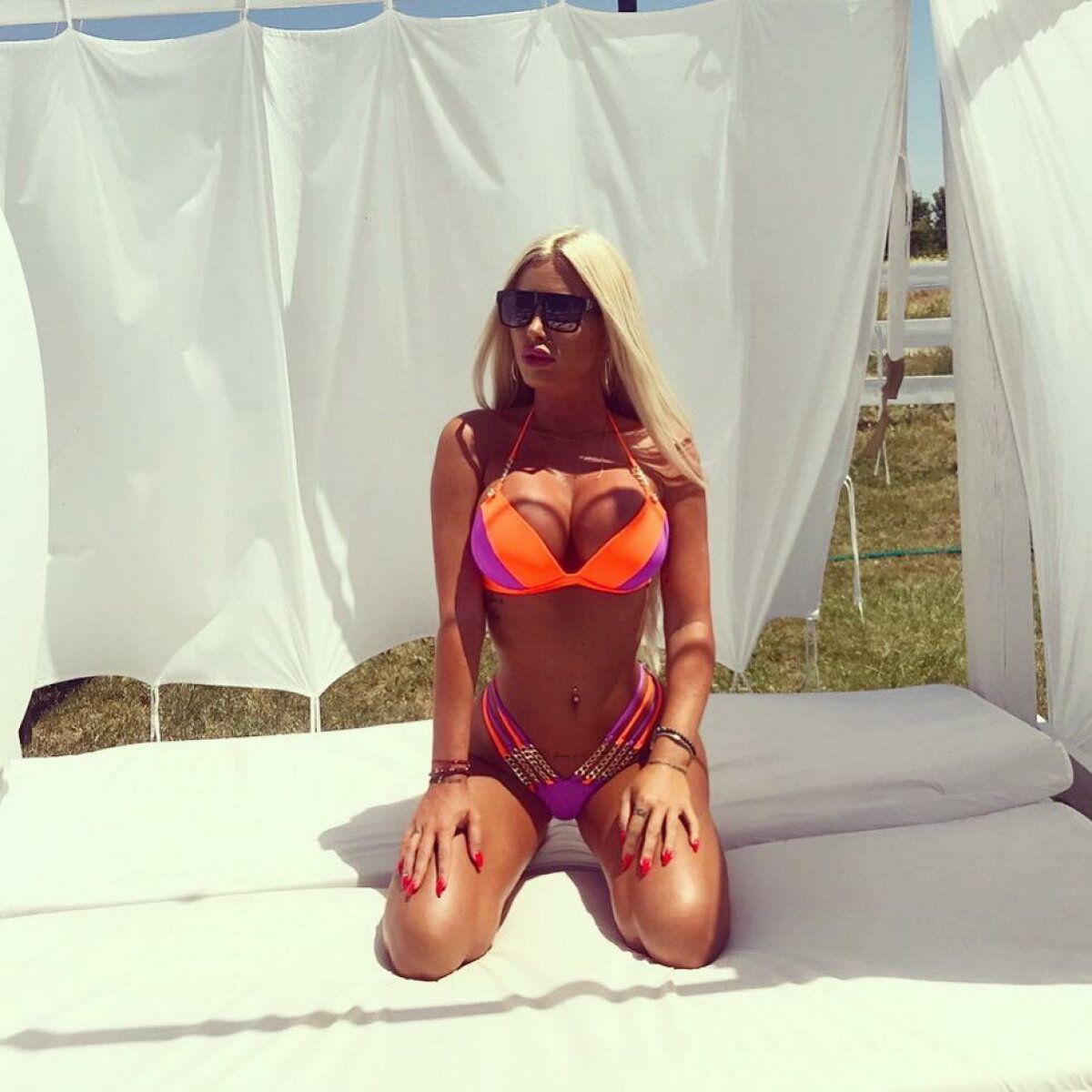 FOTO Loredana Chivu încinge atmosfera la maximum oriunde merge! A fost demențială la piscină