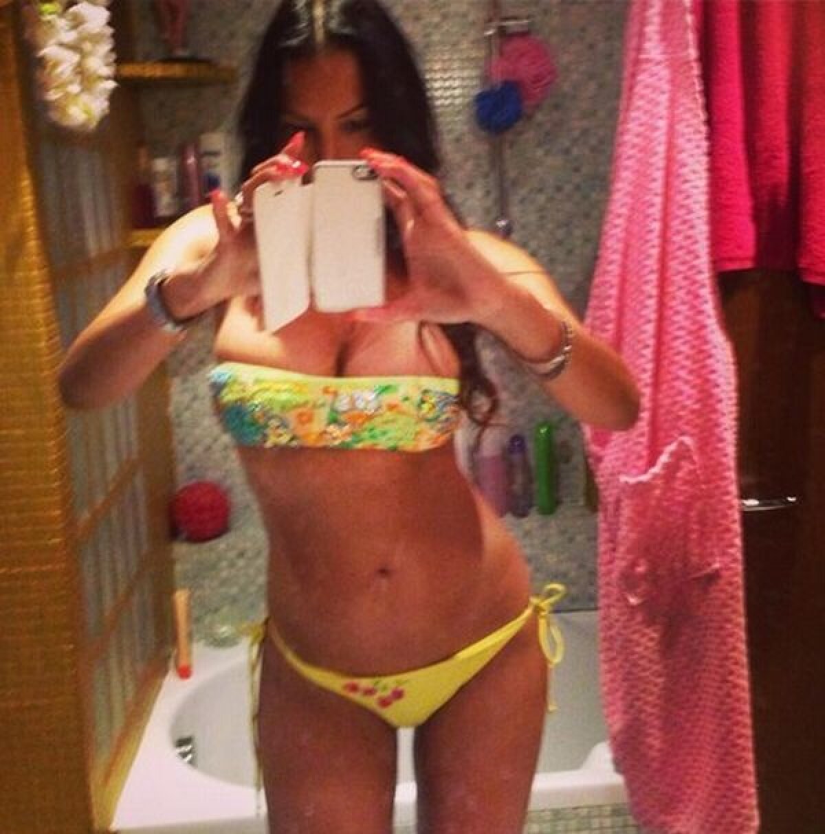 FOTO Pasionată de fotbalul italian » Carolina ţine cu Roma şi a avut o idilă cu fiul lui Zenga