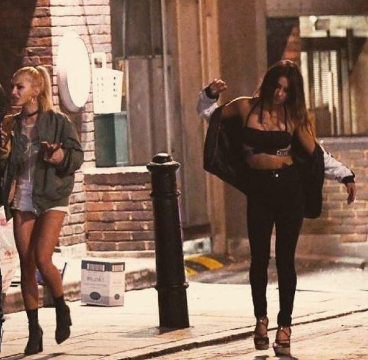 Motivul șocant pentru care Kyrgios a renunțat în primul tur la Wimbledon! Și-a făcut de cap cu o blondă și o brunetă!