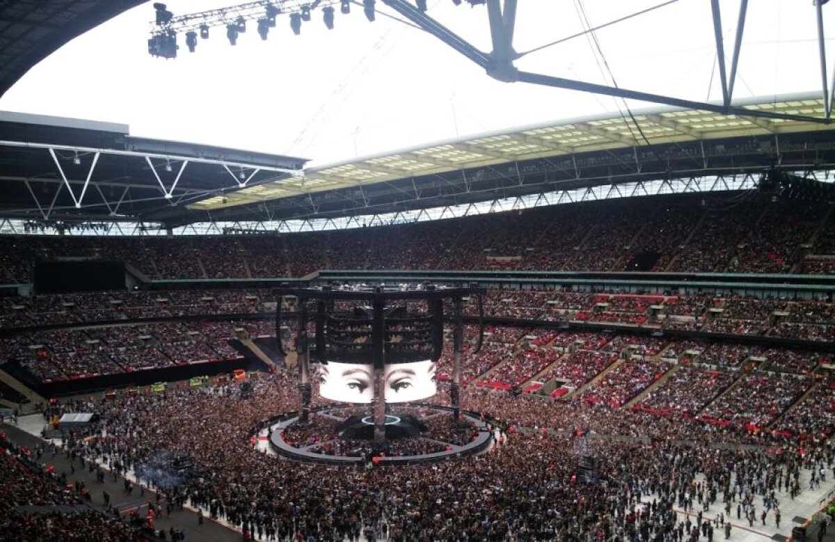 Reportaj la Londra » Cât de eficienți sunt englezii la un eveniment cu asistență record pe Wembley: 98.000 de spectatori!