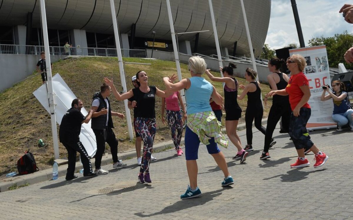 Eveniment caritabil pe Cluj Arena: fanii Șepcilor Roșii speră să strângă 40.000 pentru o fetiță de 10 ani diagnosticată cu cancer osos! Cum poți contribui