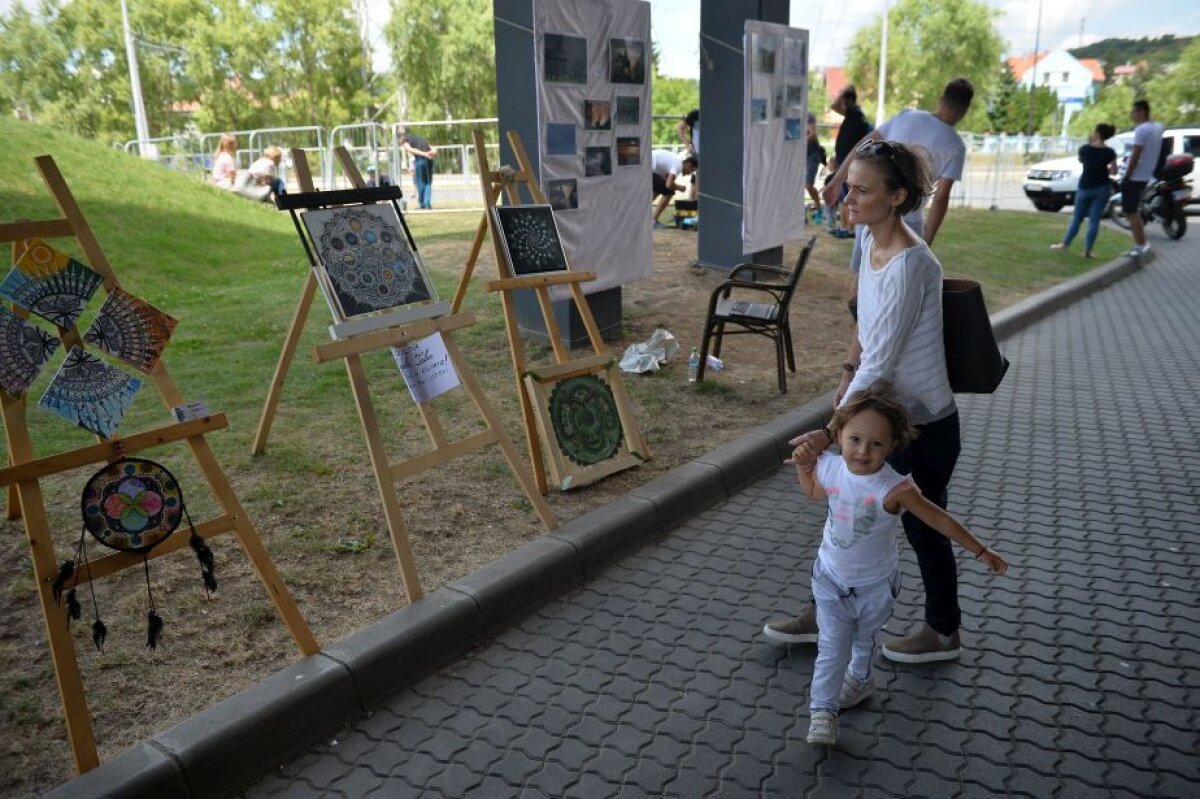 Eveniment caritabil pe Cluj Arena: fanii Șepcilor Roșii speră să strângă 40.000 pentru o fetiță de 10 ani diagnosticată cu cancer osos! Cum poți contribui