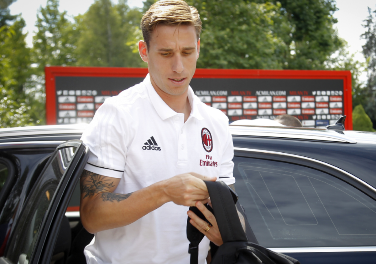 VIDEO Gafă incredibilă comisă de noul jucător adus de AC Milan!