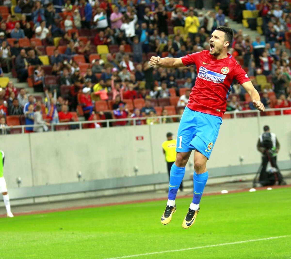 VIDEO+FOTO » Man salvează debutul lui Dică și aduce victoria în prelungiri: FCSB - FC Voluntari 2-1
