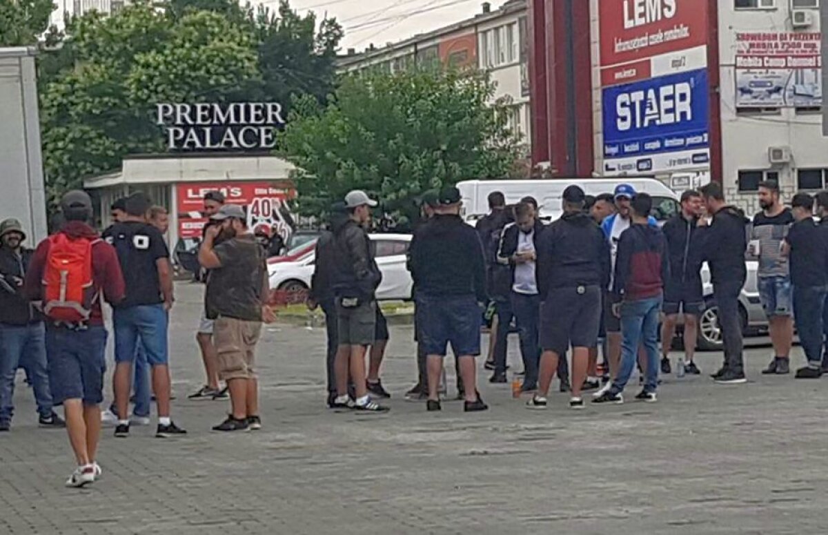 VIDEO + FOTO Primul antrenament pentru Steaua! Sute de fani au venit în Ghencea pentru a susține echipa