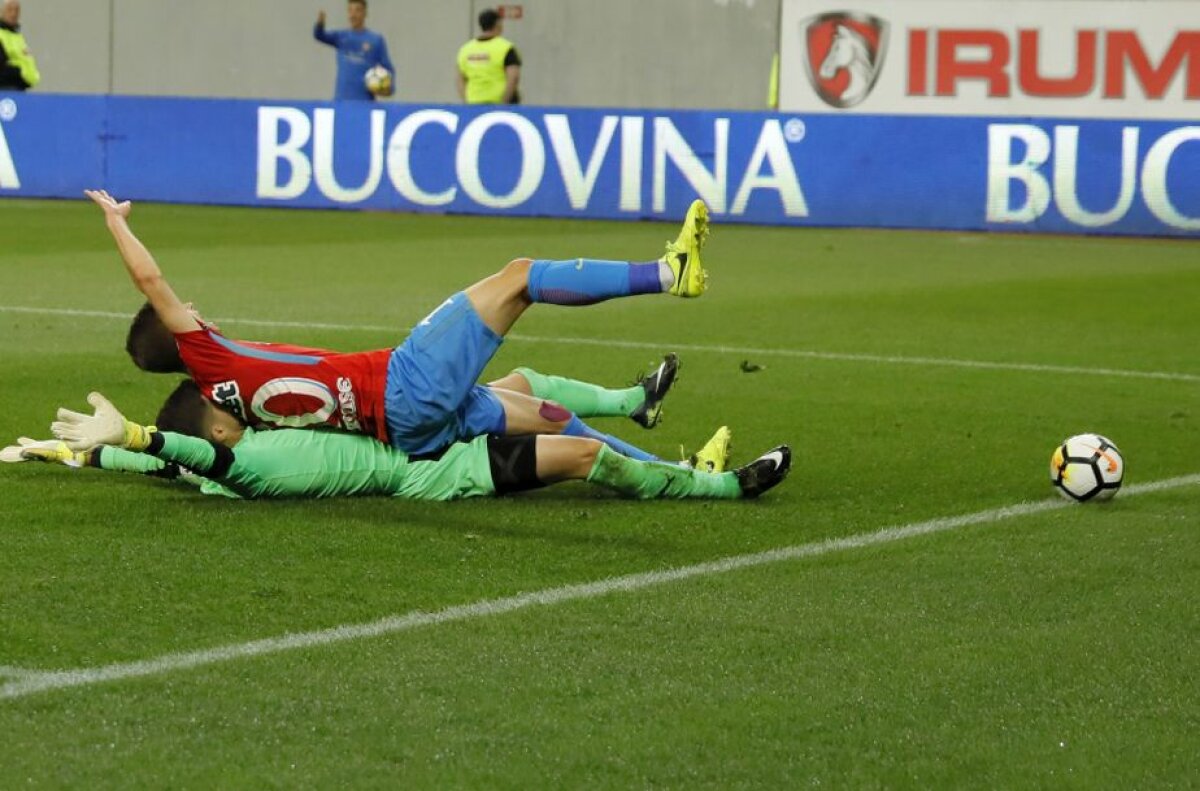 GALERIE FOTO » GSP are momentul penalty-ului pe FCSB » Cum arată faza în care Balauru l-a faultat pe Tănase