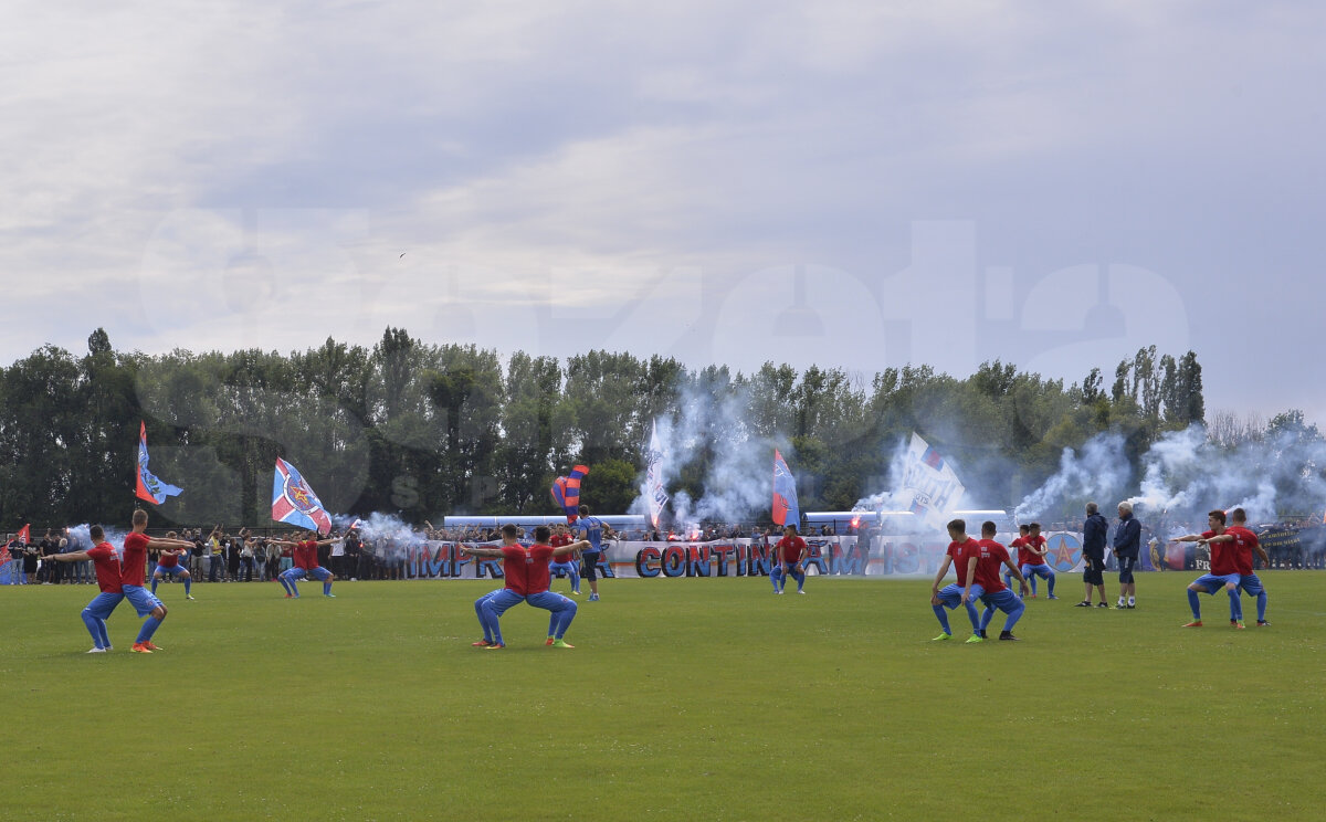 VIDEO + FOTO Primul antrenament pentru Steaua! Sute de fani au venit în Ghencea pentru a susține echipa
