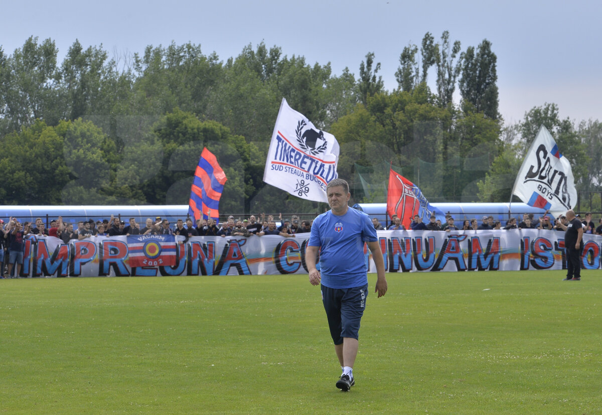VIDEO + FOTO Primul antrenament pentru Steaua! Sute de fani au venit în Ghencea pentru a susține echipa