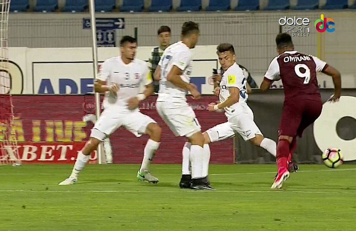 FOTO Dan Petrescu a luat foc pe marginea terenului, după ce Omrani a văzut "roșu": "Am pierdut clar două puncte din cauza arbitrului!"