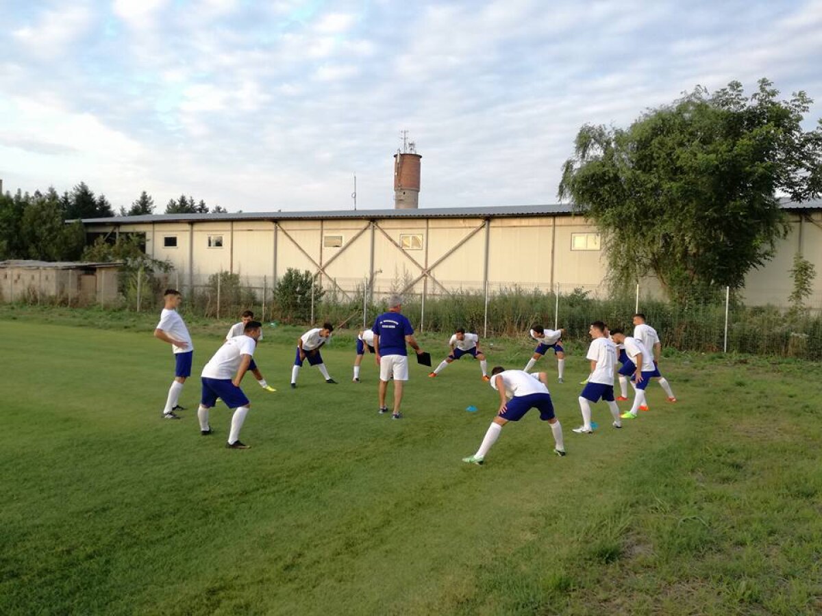 VIDEO+FOTO Start pentru noua FC U Craiova » Atmosferă incendiară la primul antrenament + Ce buget va avea echipa