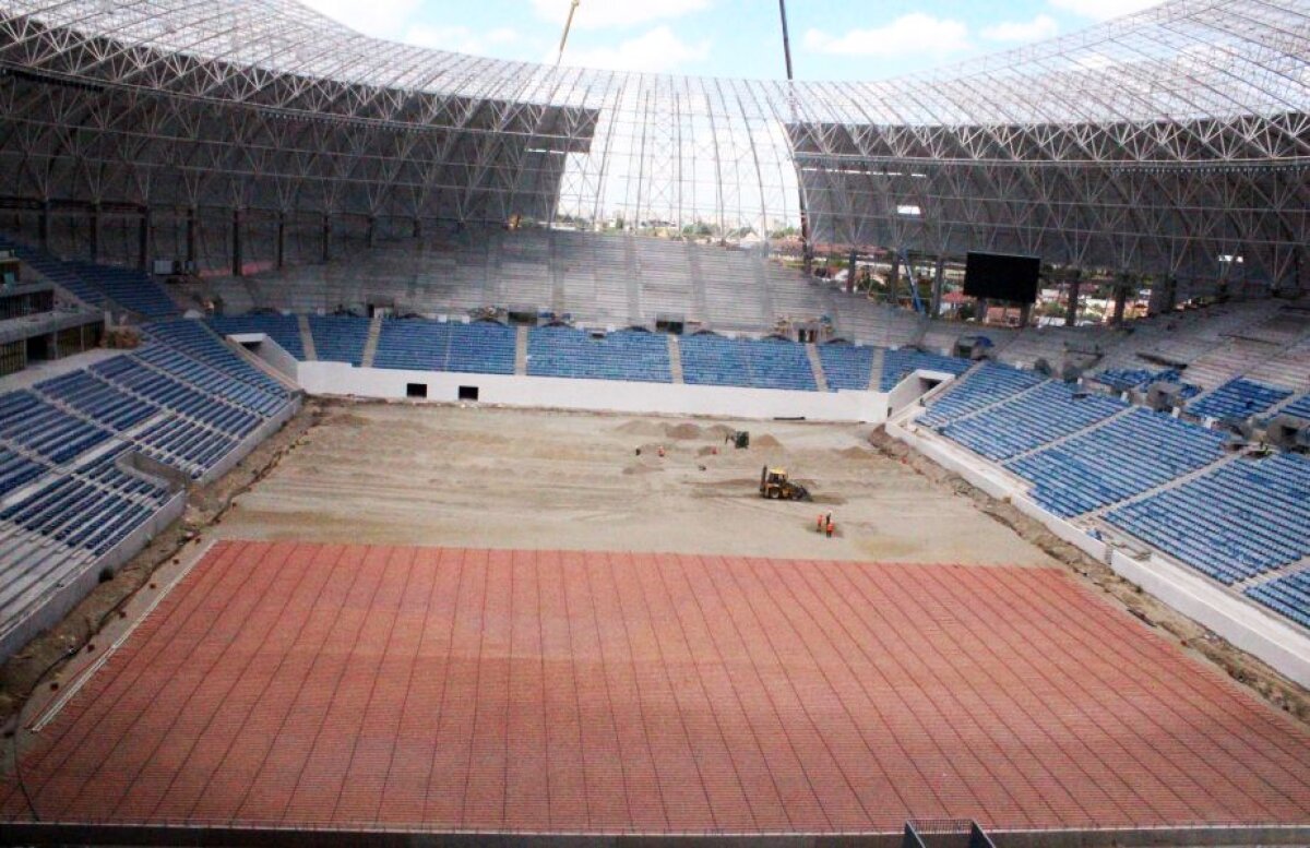 GALERIE FOTO Imagini impresionante cu stadionul din Craiova » Când va fi pus gazonul și când va fi gata arena