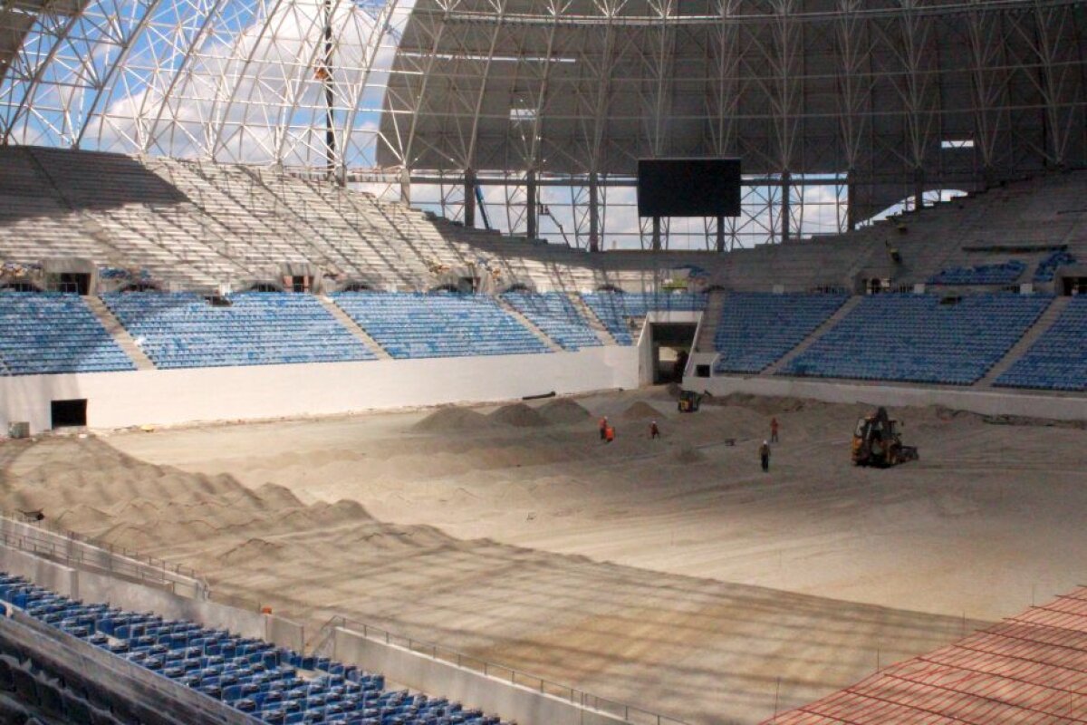 GALERIE FOTO Imagini impresionante cu stadionul din Craiova » Când va fi pus gazonul și când va fi gata arena