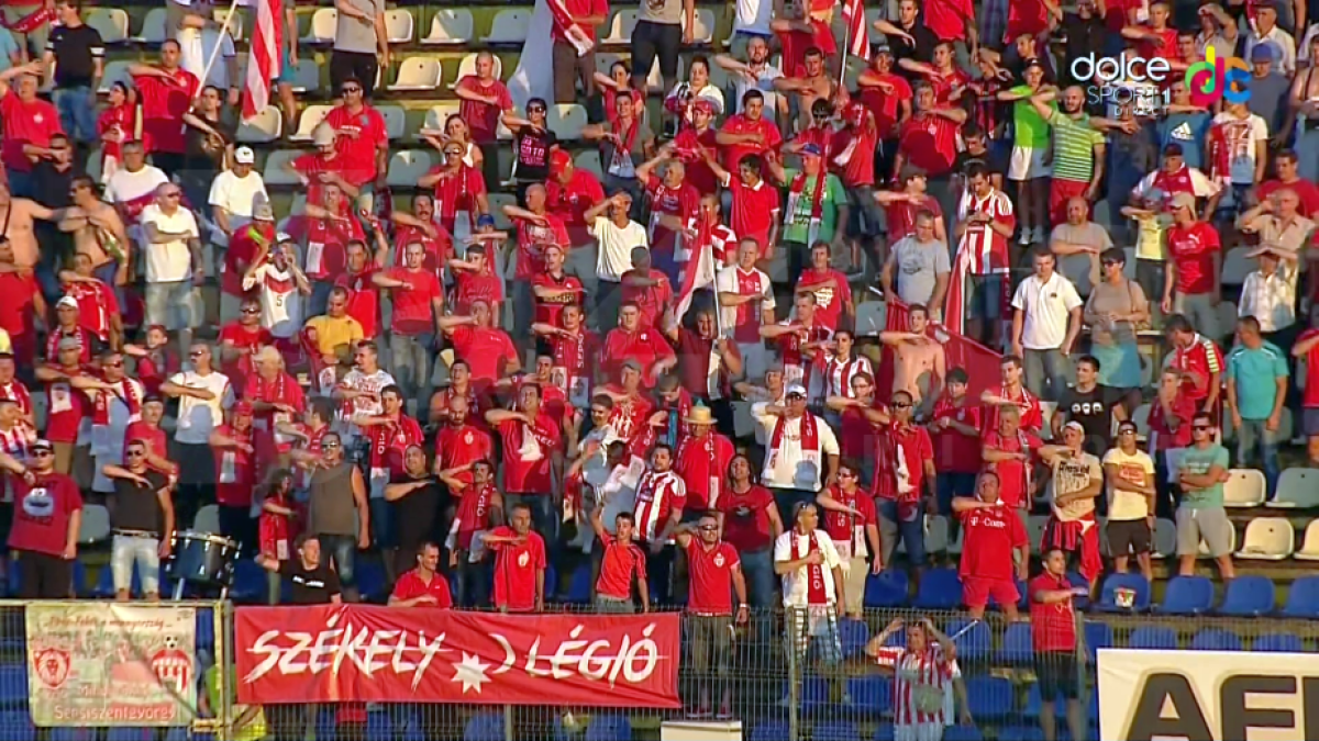 FOTO Cum a celebrat galeria lui Sepsi victoria cu Juventus București! Patronul a explicat gestul suporterilor: "Nu se pune problema"