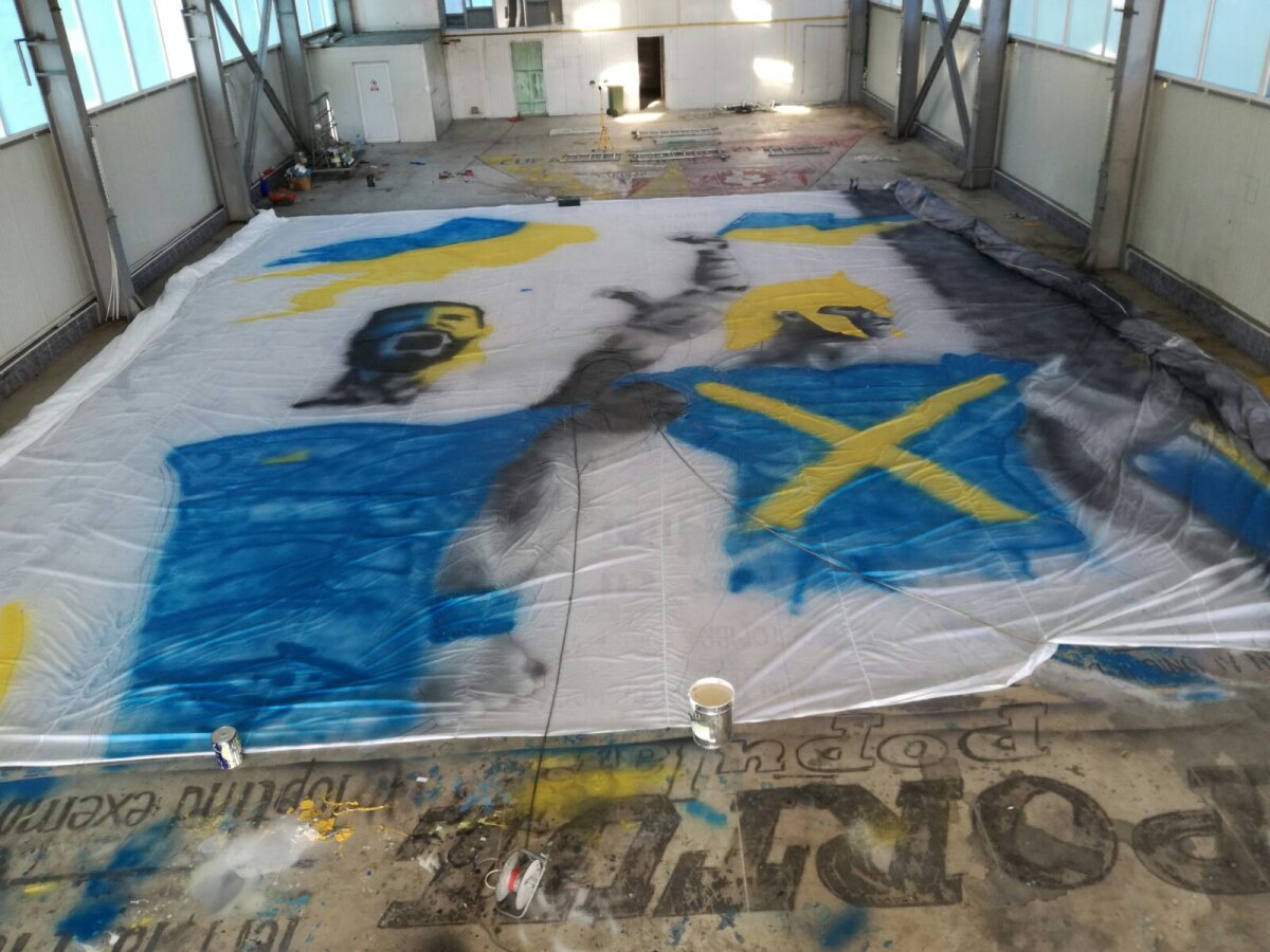 FOTO Povestea unei scenografii memorabile » Artizanii show-ului grandios de la promovarea Petrolului în L3 dezvăluie cum se construiește și cât costă o reprezentație de excepție a tribunelor