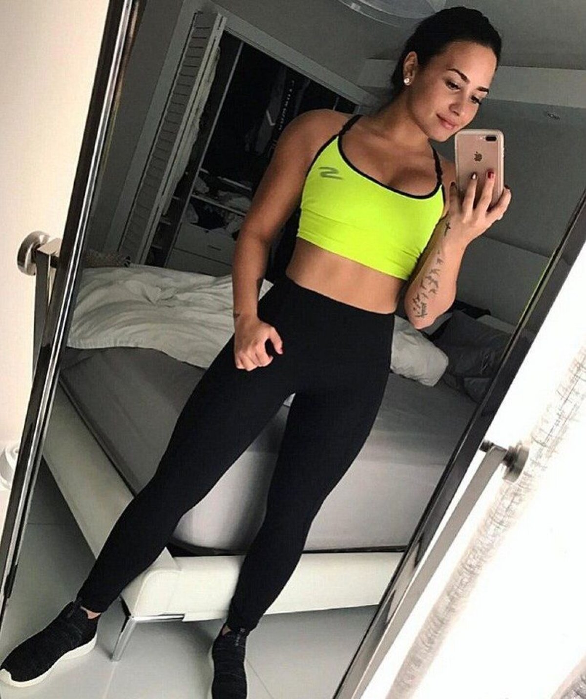 VIDEO+FOTO Neymar joga bonito :) Starul Barcelonei a fost surprins în SUA cu o cântăreață celebră