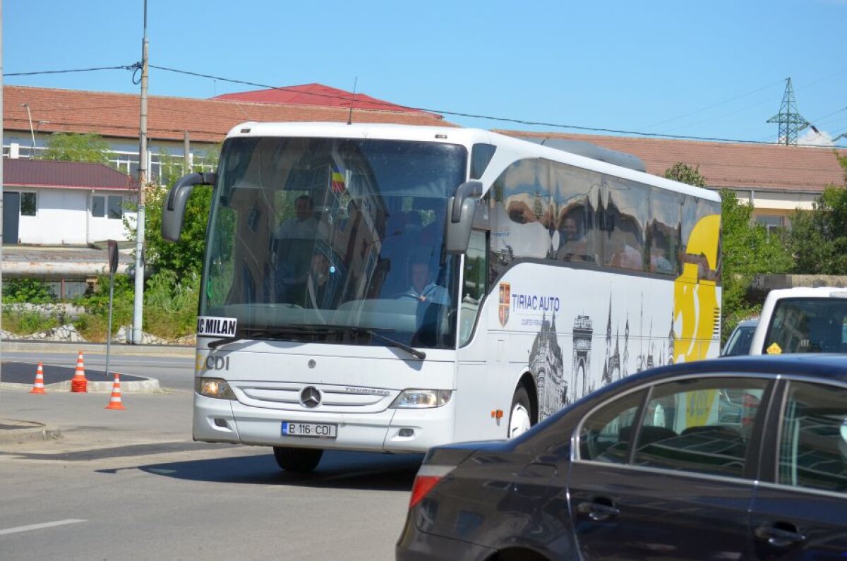 CSU CRAIOVA - AC MILAN » Galerie FOTO+VIDEO de la antrenamentul italienilor + Incident amuzant la ședința de pregătire a milanezilor