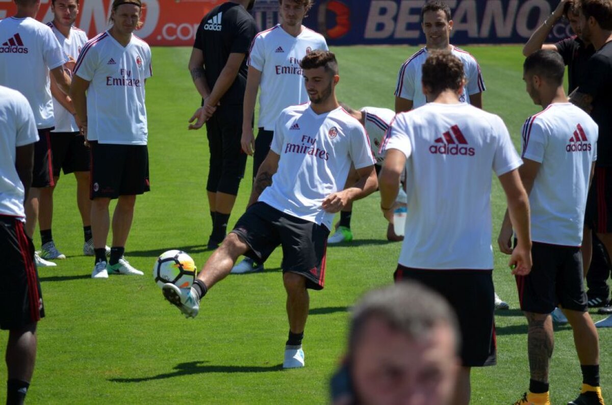 CSU CRAIOVA - AC MILAN » Galerie FOTO+VIDEO de la antrenamentul italienilor + Incident amuzant la ședința de pregătire a milanezilor